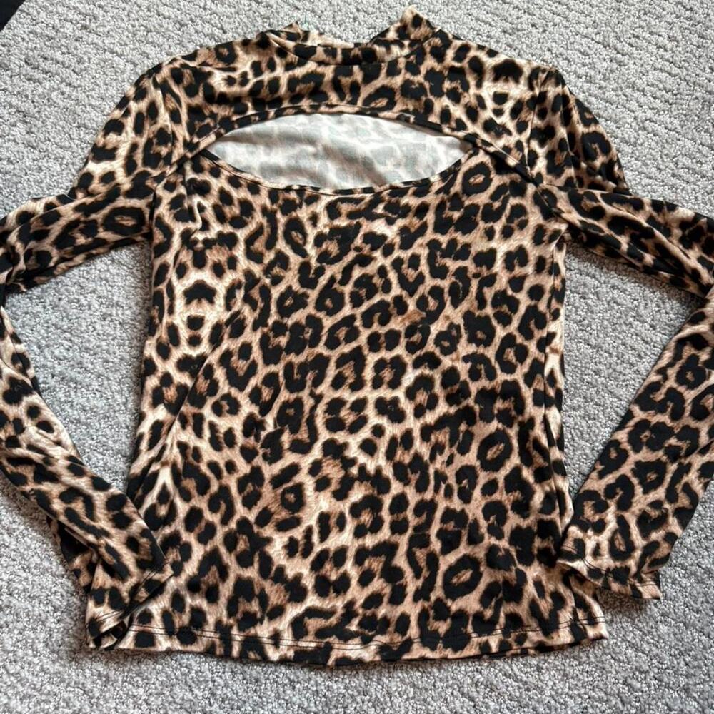 Leopard print long sleeve top
